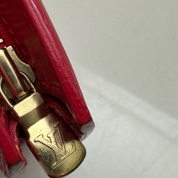 Louis Vuitton vintage authentic red Epi shoulder bag AR0054 - Picture 5 of 7